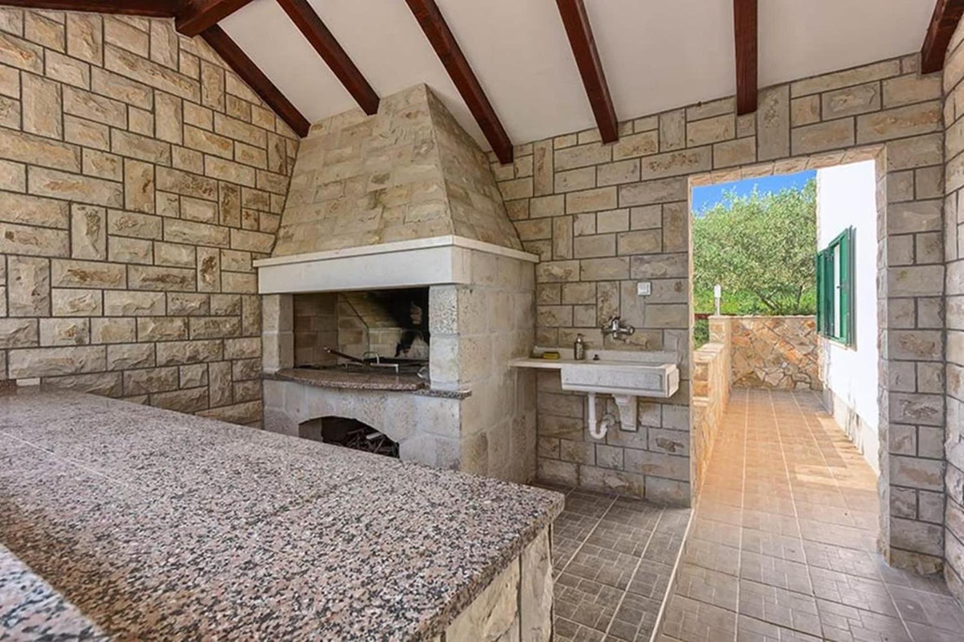 Traditional Dalmatian Stone House By The Sea Okrug Gornji Extérieur photo