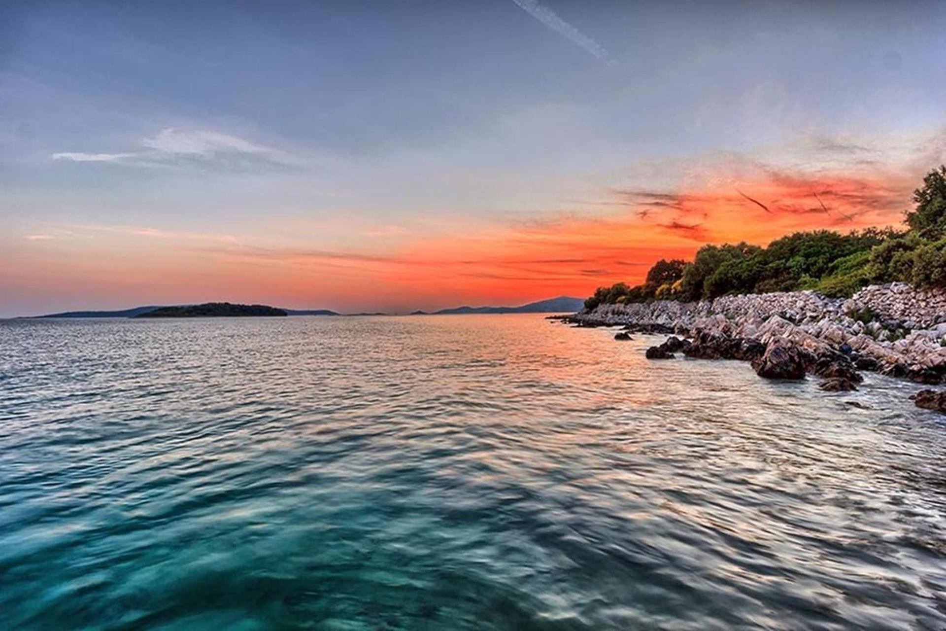 Traditional Dalmatian Stone House By The Sea Okrug Gornji Extérieur photo